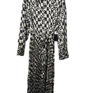 Eloquii Black and White Long Sleeve Dress